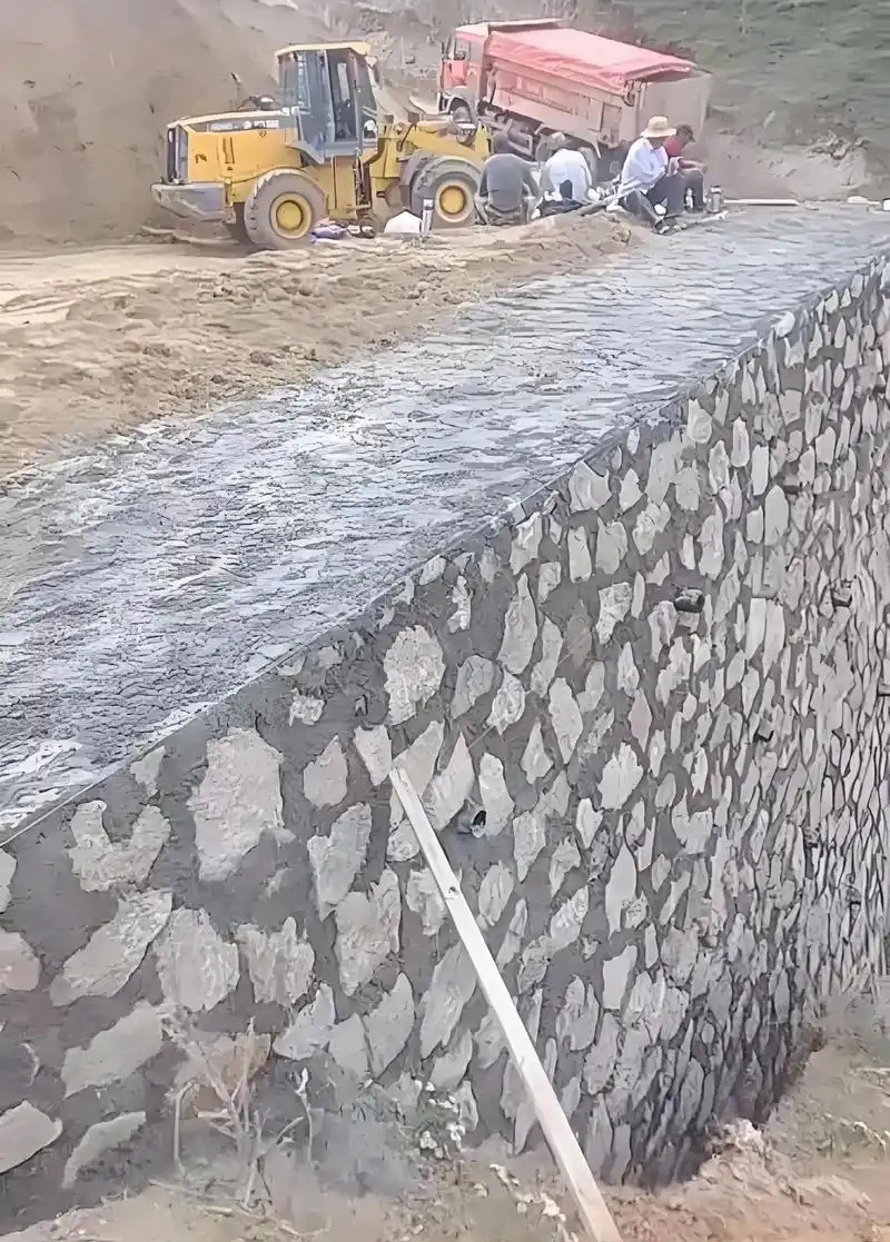 淮北烈山区边坡加固